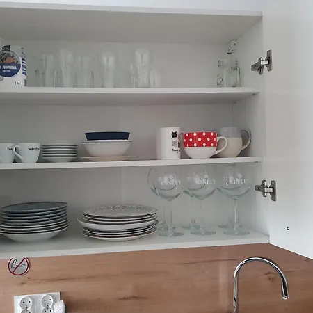 Elegant Free Parking Leszno