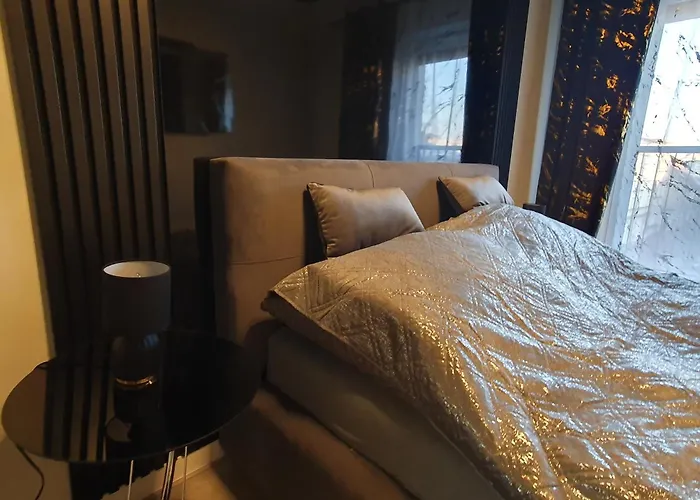 Elegant Free Parking Apartman